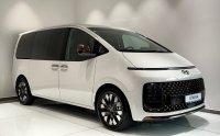 STARIA Hybrid